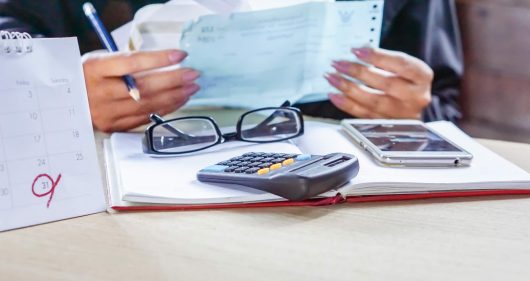 Notícias 5 Saiba como cobrar clientes inadimplentes 530x281 1